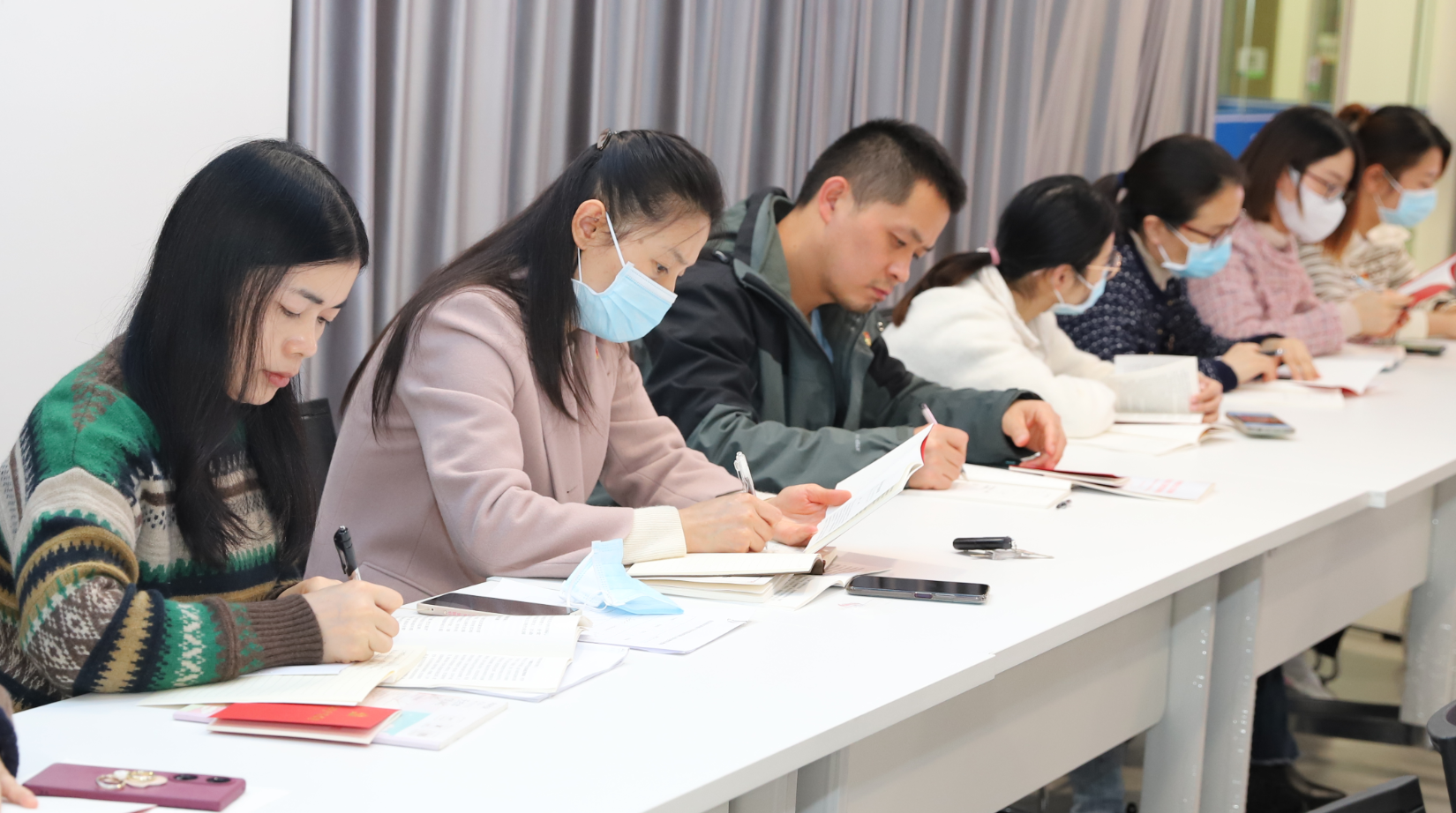 國(guó)資集團(tuán)機(jī)關(guān)黨支部多措并舉學(xué)習(xí)宣傳貫徹黨的二十大精神