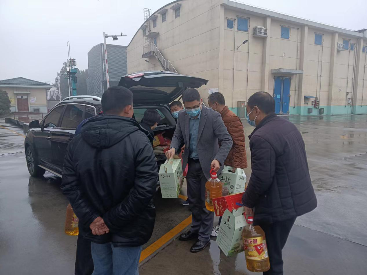 高淳國資集團：春節(jié)慰問暖人心 組織關(guān)懷顯真情