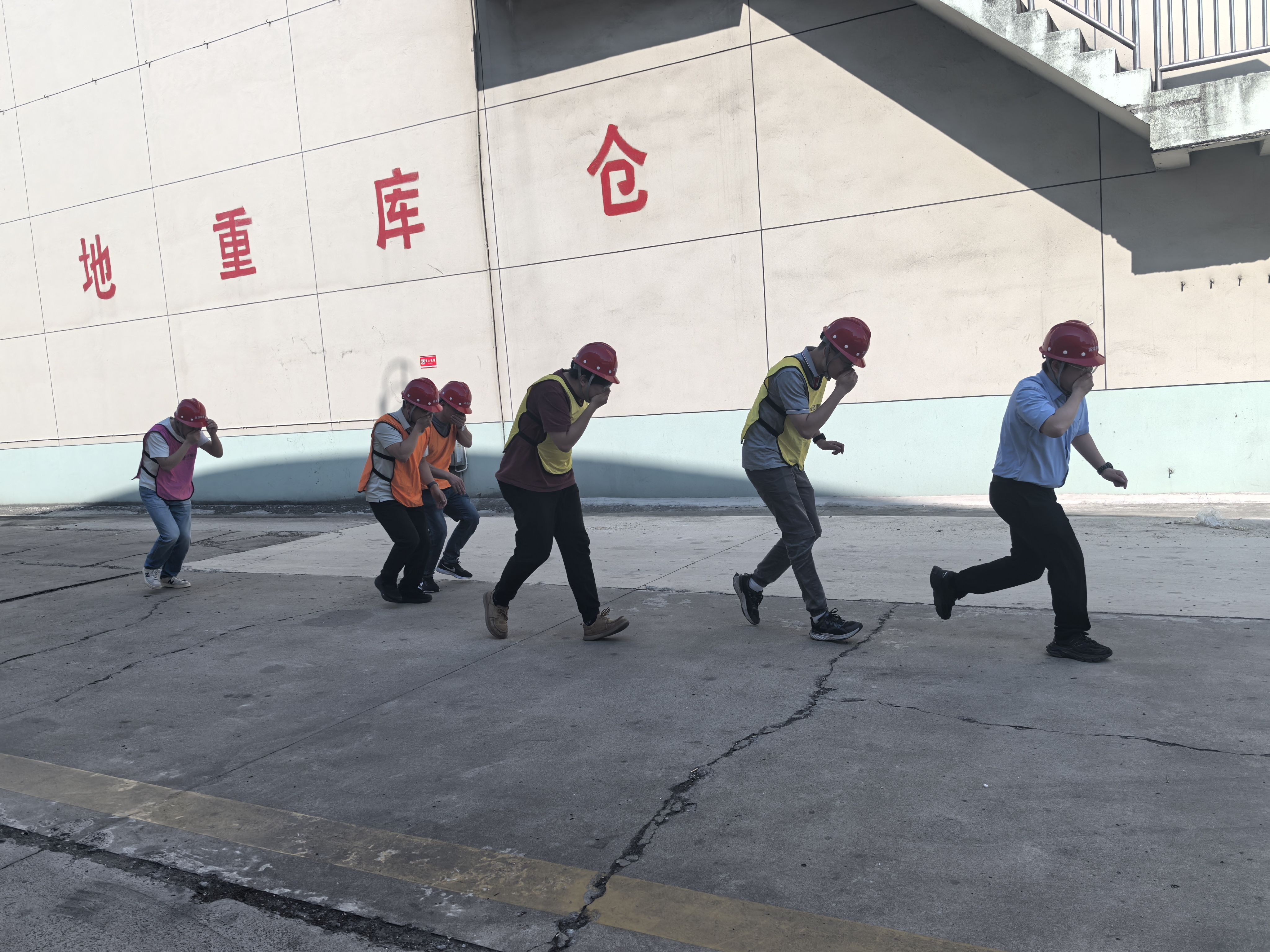 國(guó)資集團(tuán)成功舉行顧隴庫(kù)糧庫(kù)火災(zāi)事故專項(xiàng)應(yīng)急演練